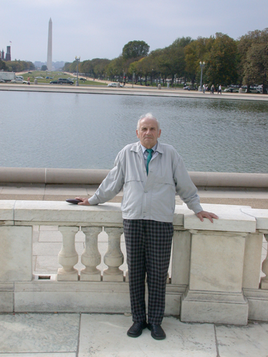 Portrait Picture  of Janusz Paciorek